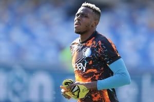 佩杜拉：奥斯梅恩转会费4000万欧现款+3500万分期，浮动奖金500万