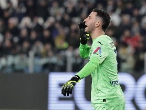 意媒：尤文有意维罗纳29岁门将蒙迪珀，但要先决定是否出售佩林