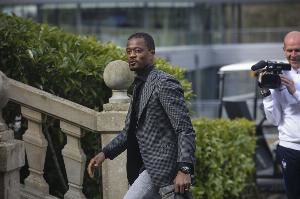 埃弗拉:我在莫耶斯时期曾觉得自己踢得像屎 这一代球员感觉很软