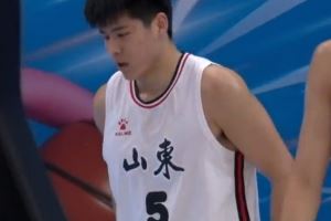 陈家政：之前进行3个月的康复 没进行训练 我在世界杯学到了很多